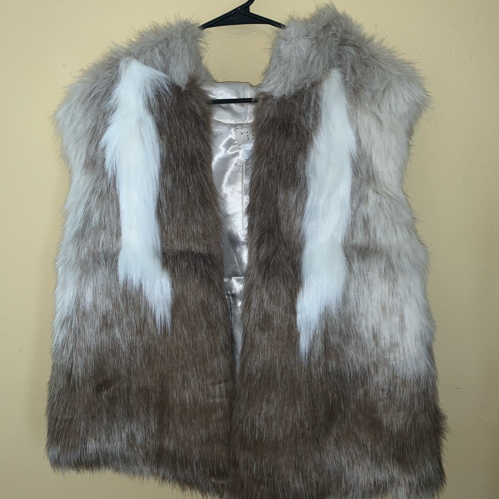 Hooded Faux Fur Vest